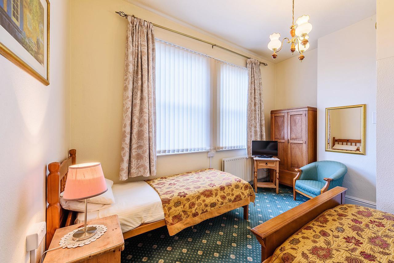 Balmoral Hotel
